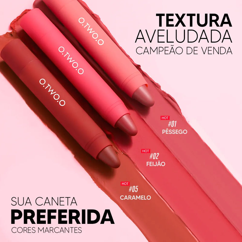 Traçado do lápis Otwoo realçando simetria labial